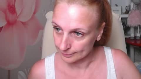 Snapshot of denhiey_here chatting on 24, 6, 2026 denhiey online show from 24, 6, 2026