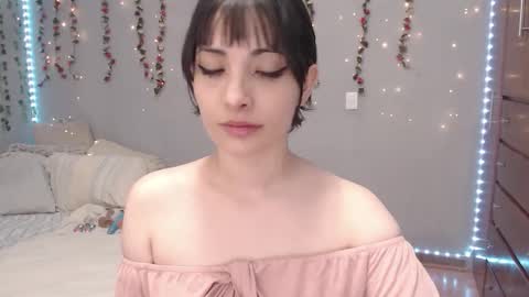 Denisse    schedule Monday to Friday 1300-1900 mexican time Saturday-maybe it could be a surprise IDEPENDENT MODEL online show from 31, 1, 2025