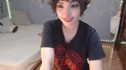 Denisse    schedule Monday to Friday 1300-1900 mexican time Saturday-maybe it could be a surprise IDEPENDENT MODEL online show from 25, 2, 2025