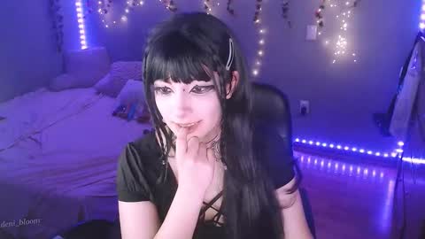 Denisse    schedule Monday to Friday 1300-1900 mexican time Saturday-maybe it could be a surprise IDEPENDENT MODEL online show from 21, 11, 2025