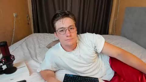 Snapshot of deni_boy99 chatting on 7, 7, 2026 Deni online show from 7, 7, 2026