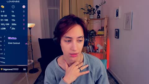 Snapshot of deniseparadise chatting on 5, 1, 2025 Unfortunately Denise has discontinued her work but I hope you will be excited about the new cool girl Jia online show from 5, 1, 2025