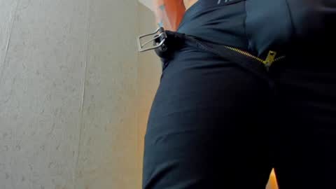 dennis_cox_ online show from 19, 1, 2025