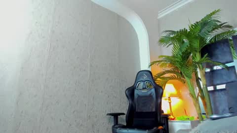 dennis_cox_ online show from 23, 1, 2025