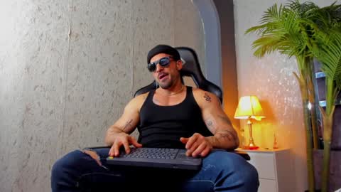 dennis_cox_ online show from 2, 2, 2025