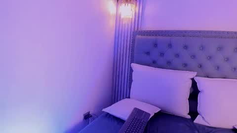 Denisse  online show from 11, 2, 2026