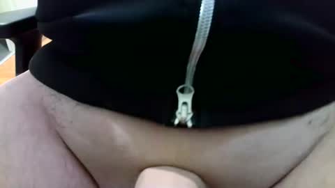 Snapshot of denzel73 chatting on 9, 1, 2025 denzel73 online show from 9, 1, 2025