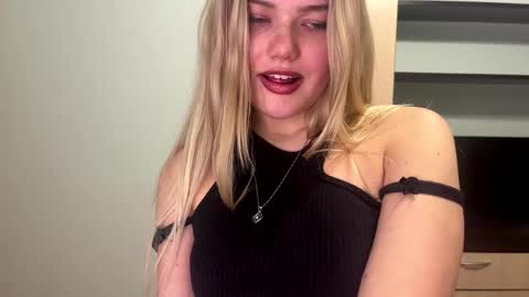 Luna online show from 14, 2, 2026