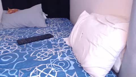 Derek online show from 2, 3, 2025