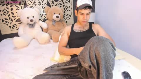 Snapshot of derek_voss chatting on 19, 5, 2026 derek_voss online show from 19, 5, 2026