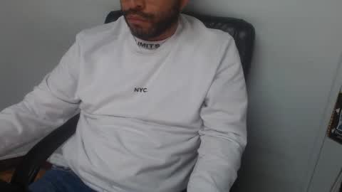     online show from 11, 1, 2026