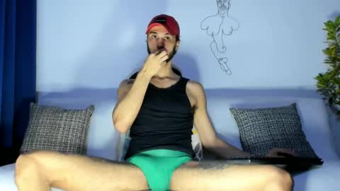Snapshot of derrymaster chatting on 11, 5, 2026 JhimyMaster online show from 11, 5, 2026