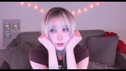 Snapshot of deserve_dessert chatting on 27, 1, 2025 Domi online show from 27, 1, 2025