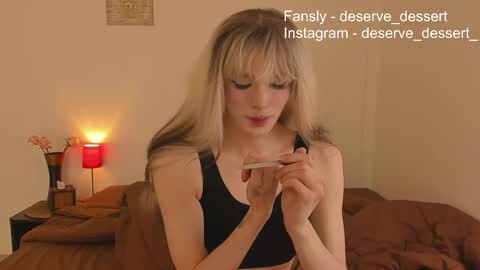 Snapshot of deserve_dessert chatting on 25, 4, 2026 Domi online show from 25, 4, 2026