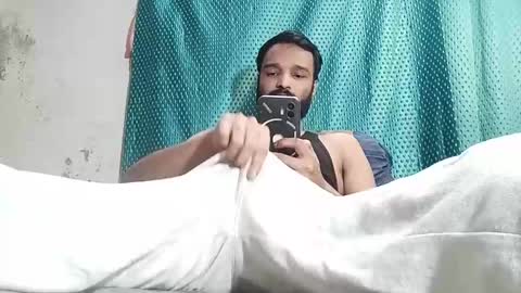 Snapshot of desi_boy799417 chatting on 2, 3, 2025 desi_boy799417 online show from 2, 3, 2025