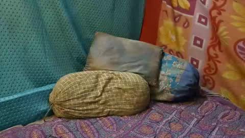 desi_boy799417 online show from 18, 2, 2026