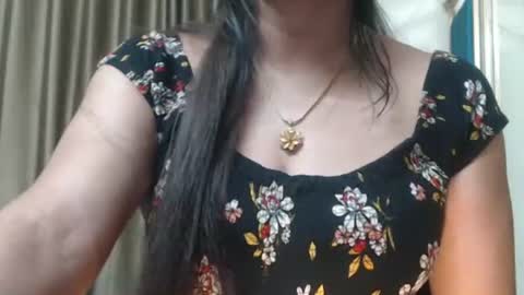 Snapshot of desimaisa130 chatting on 2, 12, 2024 Maisa online show from 2, 12, 2024