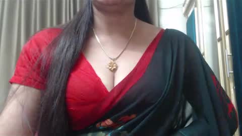 Snapshot of desimaisa130 chatting on 14, 12, 2024 Maisa online show from 14, 12, 2024