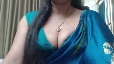 Snapshot of desimaisa130 chatting on 4, 3, 2025 Maisa online show from 4, 3, 2025