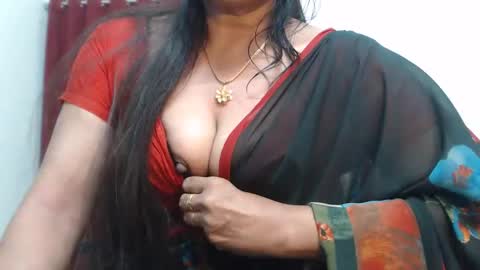 Snapshot of desimaisa130 chatting on 13, 9, 2025 Maisa online show from 13, 9, 2025