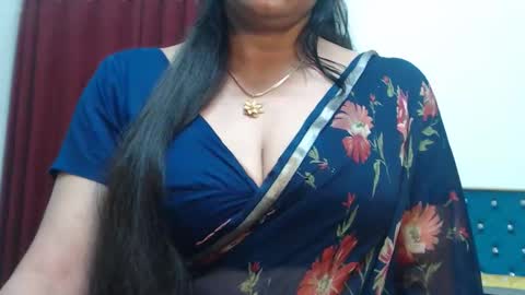 Snapshot of desimaisa130 chatting on 14, 9, 2025 Maisa online show from 14, 9, 2025