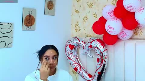 Snapshot of desire_sara chatting on 17, 2, 2025 Sara Desire online show from 17, 2, 2025
