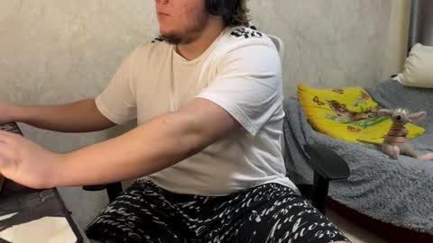 desiredude9 online show from 8, 10, 2025