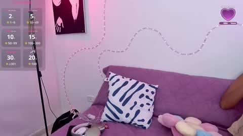 TORI AND MR. BEAR online show from 7, 10, 2025