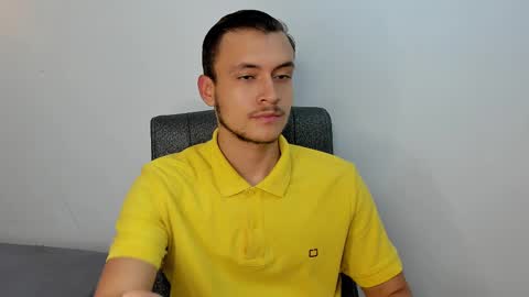 Snapshot of desmond_clark chatting on 31, 12, 2024 desmond_clark online show from 31, 12, 2024