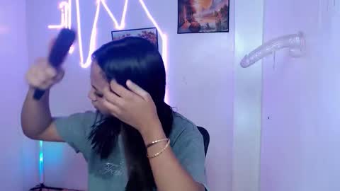 Snapshot of dess_morena chatting on 9, 6, 2026 Dess online show from 9, 6, 2026