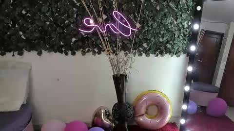 Destiny online show from 11, 9, 2025