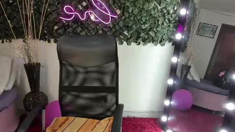 Destiny online show from 18, 9, 2025