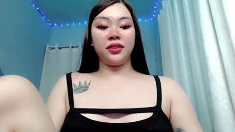 Snapshot of destinyroxie chatting on 18, 12, 2024 ROXIE online show from 18, 12, 2024