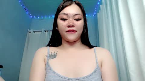 Snapshot of destinyroxie chatting on 19, 12, 2024 ROXIE online show from 19, 12, 2024