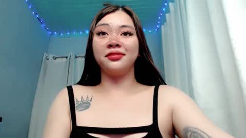 Snapshot of destinyroxie chatting on 2, 1, 2025 ROXIE online show from 2, 1, 2025