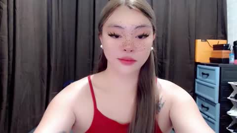 Snapshot of destinyroxie chatting on 13, 10, 2025 ROXIE online show from 13, 10, 2025