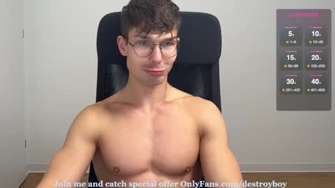 INSTAGRAM justmichaelross online show from 20, 11, 2025