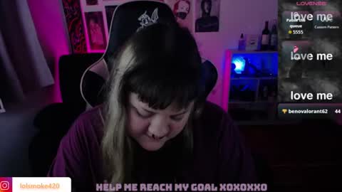 Snapshot of destroyall420 chatting on 13, 6, 2026 Lola Bdsm and fries online show from 13, 6, 2026