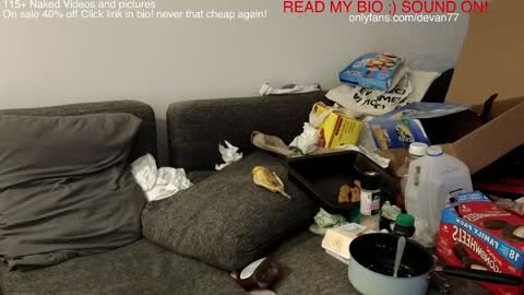 Snapshot of devantheplug chatting on 16, 12, 2024 Devan online show from 16, 12, 2024