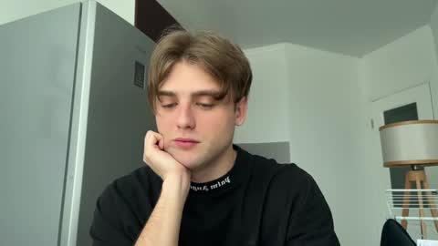 Snapshot of devilnut1 chatting on 21, 12, 2024 devilnut1 online show from 21, 12, 2024