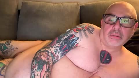 Snapshot of devilpool000 chatting on 21, 9, 2025 cartman online show from 21, 9, 2025