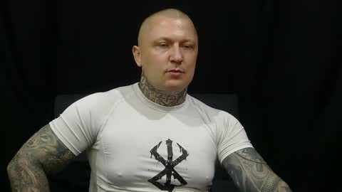 Snapshot of devilwithtats chatting on 25, 5, 2026 Lucian online show from 25, 5, 2026