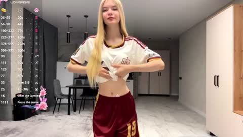 dewdropdoll online show from 14, 7, 2026