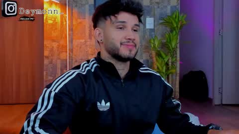 JULIAN online show from 9, 10, 2025