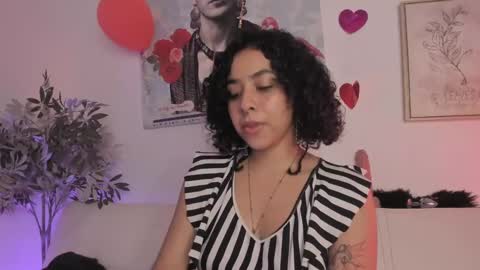 Snapshot of dhalila_ chatting on 19, 2, 2025 d h a l i l a online show from 19, 2, 2025
