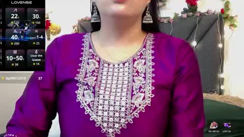 Snapshot of dharanisnisha chatting on 17, 4, 2026 dharanisnisha online show from 17, 4, 2026