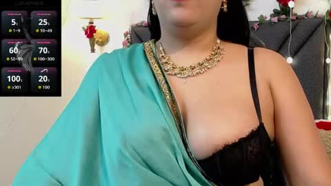 Snapshot of dharanisnisha chatting on 25, 4, 2026 dharanisnisha online show from 25, 4, 2026