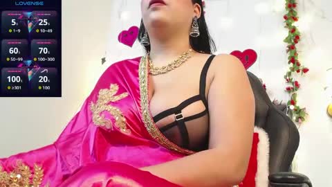 Snapshot of dharanisnisha chatting on 19, 5, 2026 dharanisnisha online show from 19, 5, 2026