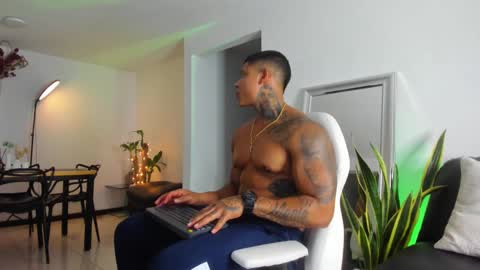 Snapshot of diagostone chatting on 28, 2, 2025 Diego online show from 28, 2, 2025