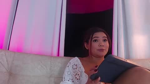 diamond_canela online show from 23, 2, 2025